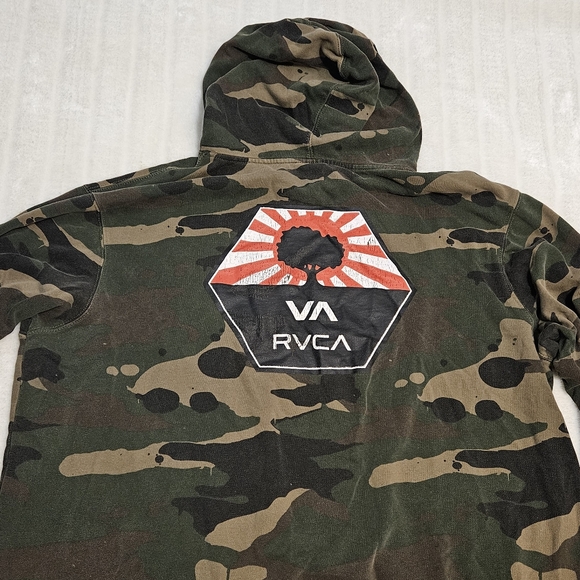 BOGO Free🦋 RVCA Camouflage Hoodie - Picture 13 of 15
